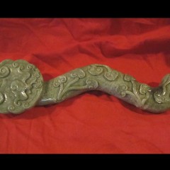 Sculpture en jade: sceptre